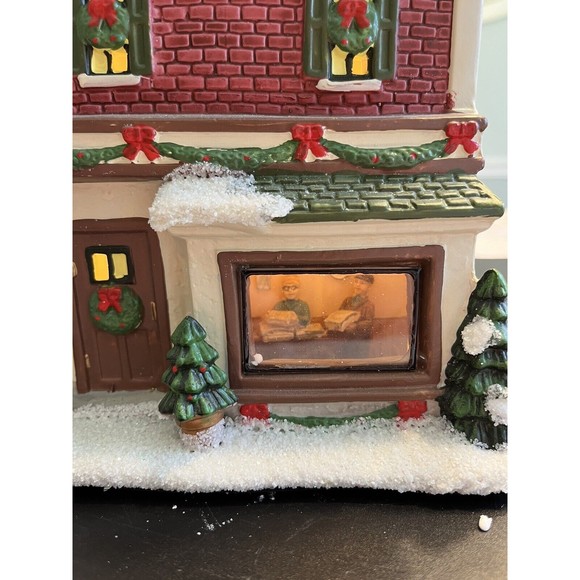 St Nicholas Square Village Gazette News Illuminates House Christmas Village IOB - Picture 3 of 16